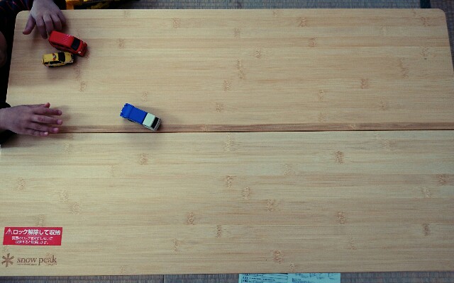 スノーピークジカロテーブルでバーベキューが快適に！高さ40cmの