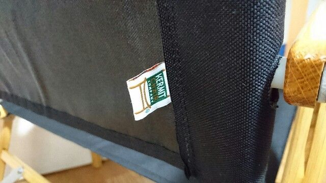 キャンパー心をくすぐるカーミットチェア。組み立て簡単。張替えで自分