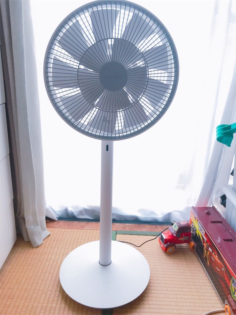 バルミューダ扇風機 2018年製 半分、青い」に登場。2018夏「バルミューダ」の扇風機GreenFan