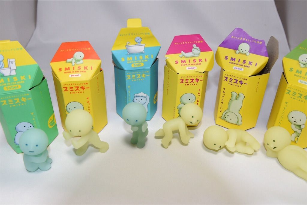 癒しの小人10個買いました スミスキーって知ってる なんだかジンワリ癒されてます 癒しの小人10個買いました スミスキーって知ってる なんだかジンワリ癒されてます