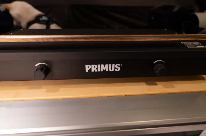 プリムスキンジャ プリムスキンジャ】ガス缶一つで使える人気ツーバーナーが優秀すぎ