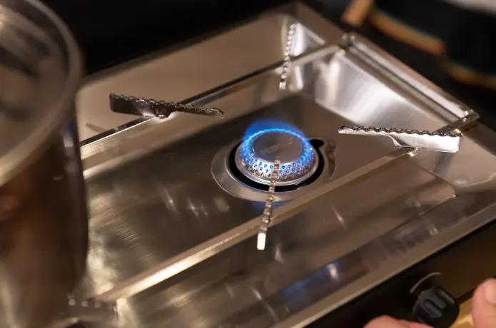 プリムスキンジャ】ガス缶一つで使える人気ツーバーナーが優秀すぎ